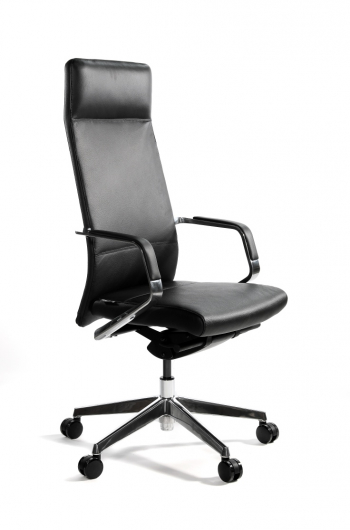 Кресло офисное / Сиена / черная кожа / алюминий крестовина			
