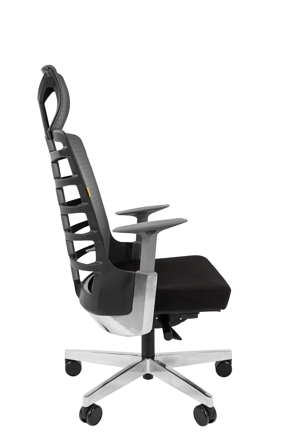 Эксклюзивная модель CHAIRMAN - совершенное кресло SPINELLY!